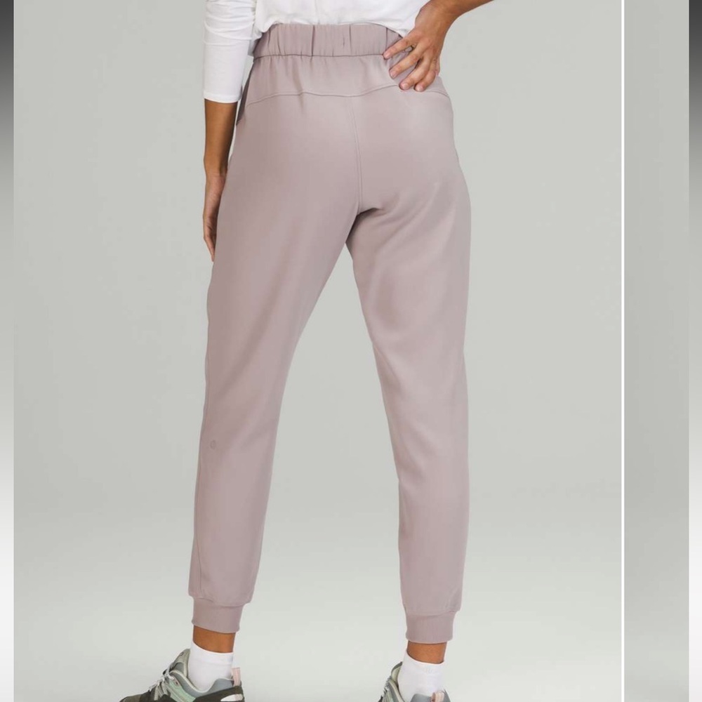 {lululemon athletica} On the Fly Women’s Jogger 28” - Picture 2 of 6